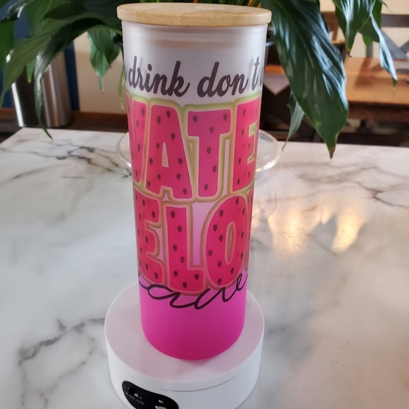 Do The Watermelon Crawl 20oz Gradient Pink Glass Tumbler with duo lids 🎉sale - Picture 8 of 10